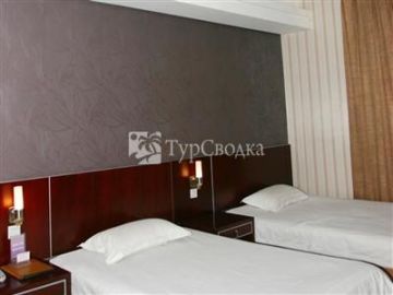 Roman Holiday Hotel 1*