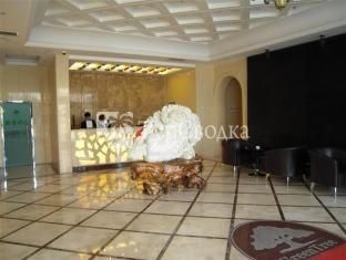 Green Tree Inn Qianan Fortune Center Hotel 3*