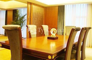 Enjoy Town International Hotel 5*