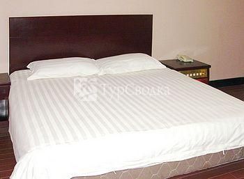Chunguang Hotel 1*
