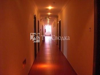 Yijin Hotel 3*