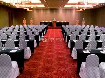 Sheraton Xian Hotel 5*