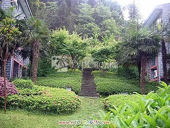 Tianfu Hotspring Hotel 3*