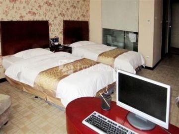 Zhonghua Hotel 4*
