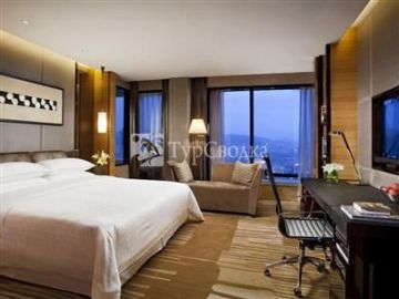 Sheraton Zhongshan Hotel 4*