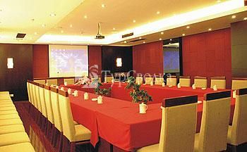 Zhoushan Hua Fa Hotel 4*