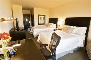 Hilton Garden Inn Liberia Airport 3*