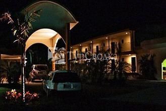 Mediterraneus Hotel Potrero 4*