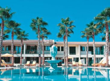 Le Meridien Limassol Spa & Resort