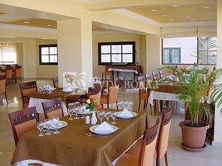 City Royal Hotel Nicosia 4*
