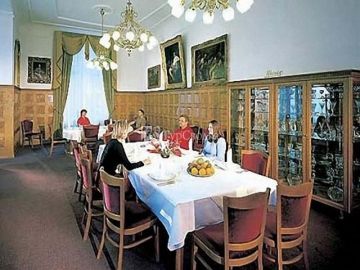 Bristol Palace 4*