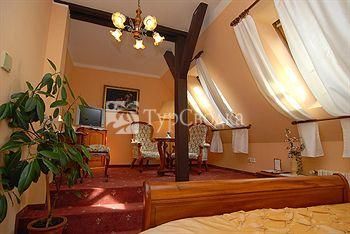Opera Hotel Prague 4*