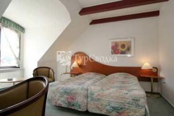 Hotel Bowler Inn 3*