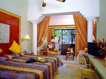 Melia Caribe Tropical All Inclusive Beach & Golf Resort 5*