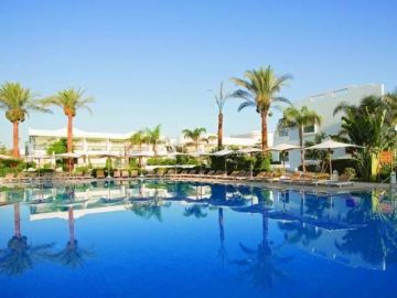 Novotel Beach 5*