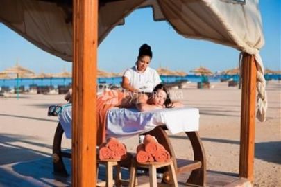 Amwaj Blue Beach Resort & Spa 5*