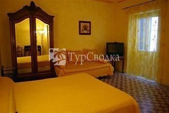 Hotel Du Forum Arles 3*