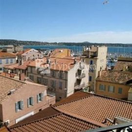 Les Balcons du Port Apartment Bandol 2*