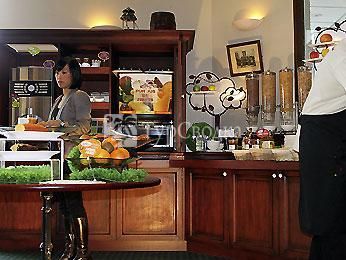 Ibis Hotel Compiegne 2*