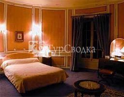 Chateau D'Ermenonville 4*