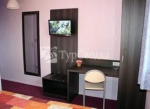Lys Hotel 2*