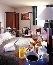 Hotel Campanile Lyon Centre - Berges du Rhone 3*