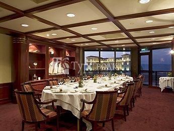 Sofitel Marseille Vieux-Port 5*