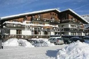 Alpen Roc Hotel Morzine 2*