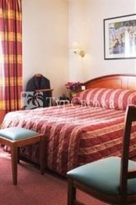 Hotel De Geneve Paris 3*