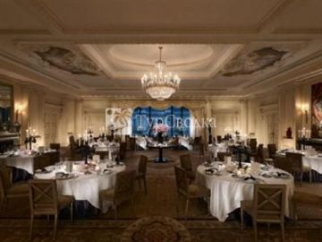 Shangri-La Hotel Paris 5*