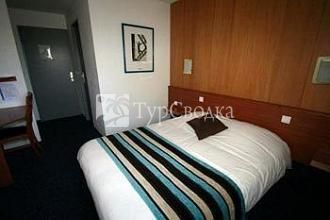 A L'hotel Pau 2*