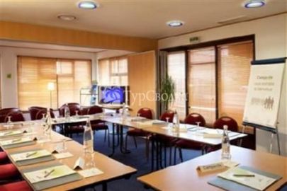 Hotel Campanile Saint Etienne Est Saint-Chamond 2*