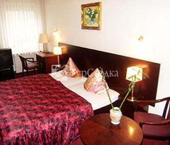 Novalis Hotel 1*