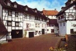 Brusseler Hofchen 3*