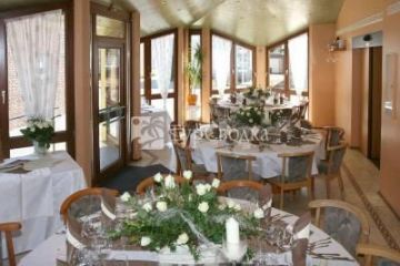 Hotel Restaurant Flora 3*