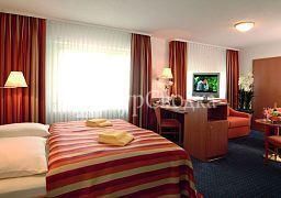 Hydepark Hotel Engstingen 3*