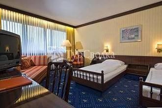 BEST WESTERN Imperial Hotel Am Palmengarten 4*