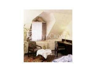Hotel Altdeutsche Weinstuben 3*