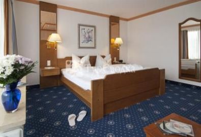 Hotel Rheinischer Hof Garmisch-Partenkirchen 4*