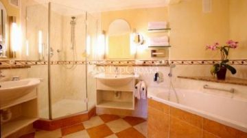 Schwarzwald Hotel Adler 4*