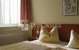 Hotel am Kuhbogen 3*