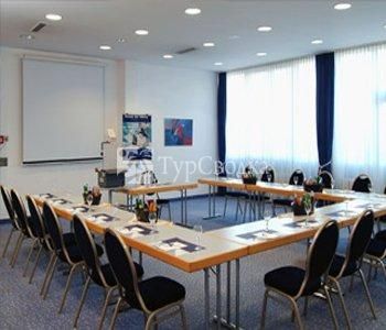 Tryp Hotel Duesseldorf - Krefeld 3*