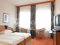Parkhotel Landau 4*