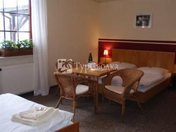 Hotel Lindengarten 3*