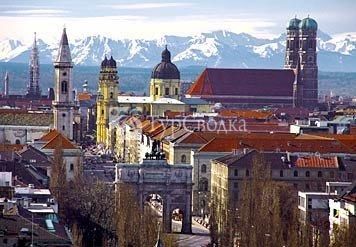 Courtyard Munich City Center 4*