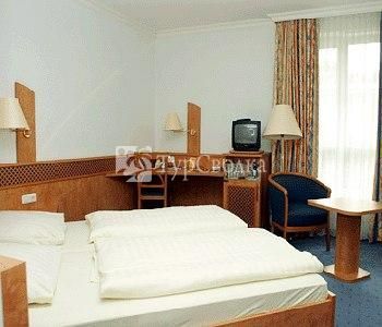 Edelweiss Parkhotel Garni 3*