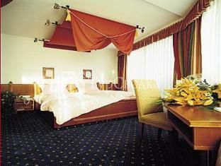 Hotel am Stadtring 4*