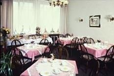 Hotel Floesserstube 2*