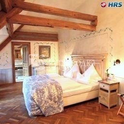 Kurfurstliches Schlosshotel Weyberhofe Sailauf 5*
