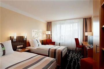 Holiday Inn Stuttgart 4*